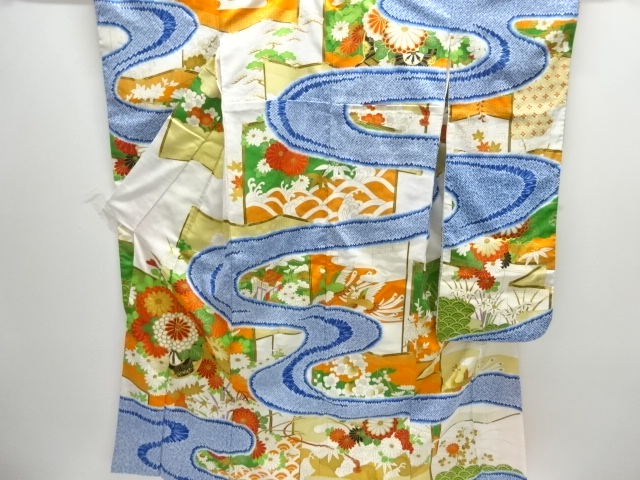 JAPANESE KIMONO / ANTIQUE FURISODE / SILK / EMBROIDERY / FLORAL CART